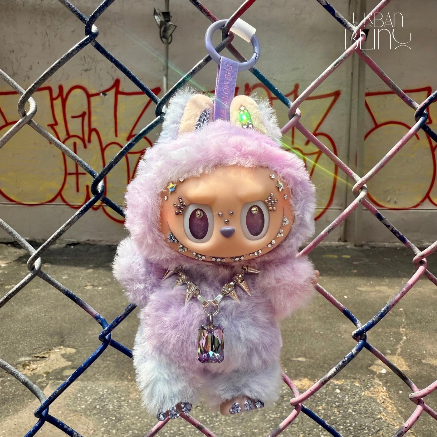 POPMART ラブブ Big into Energy LOYALTY THE MONSTERS Big into Energy Series-Vinyl Plush Pendant