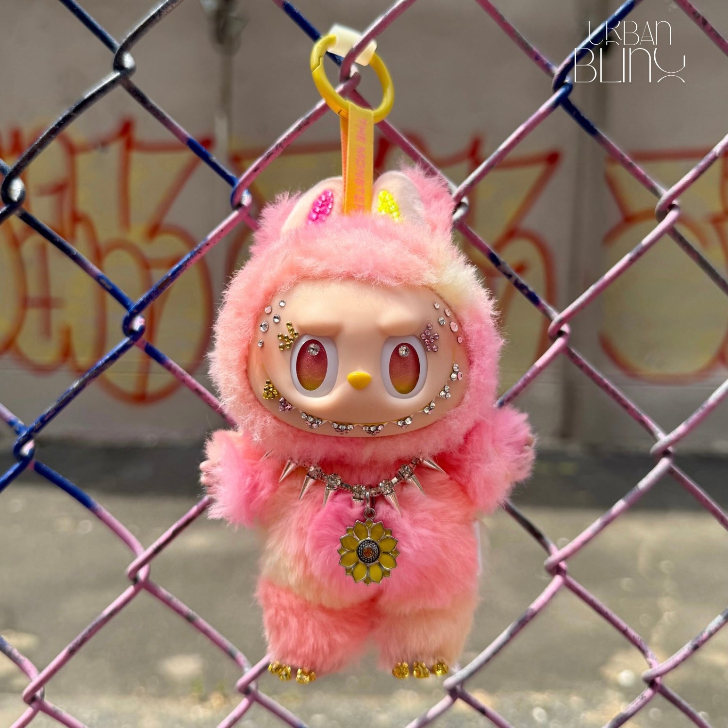 【正規品】POPMARTラブブBig into Energy-LOYALTY Pop Mart Labubu The Monsters Big into Energy Series Loyalty